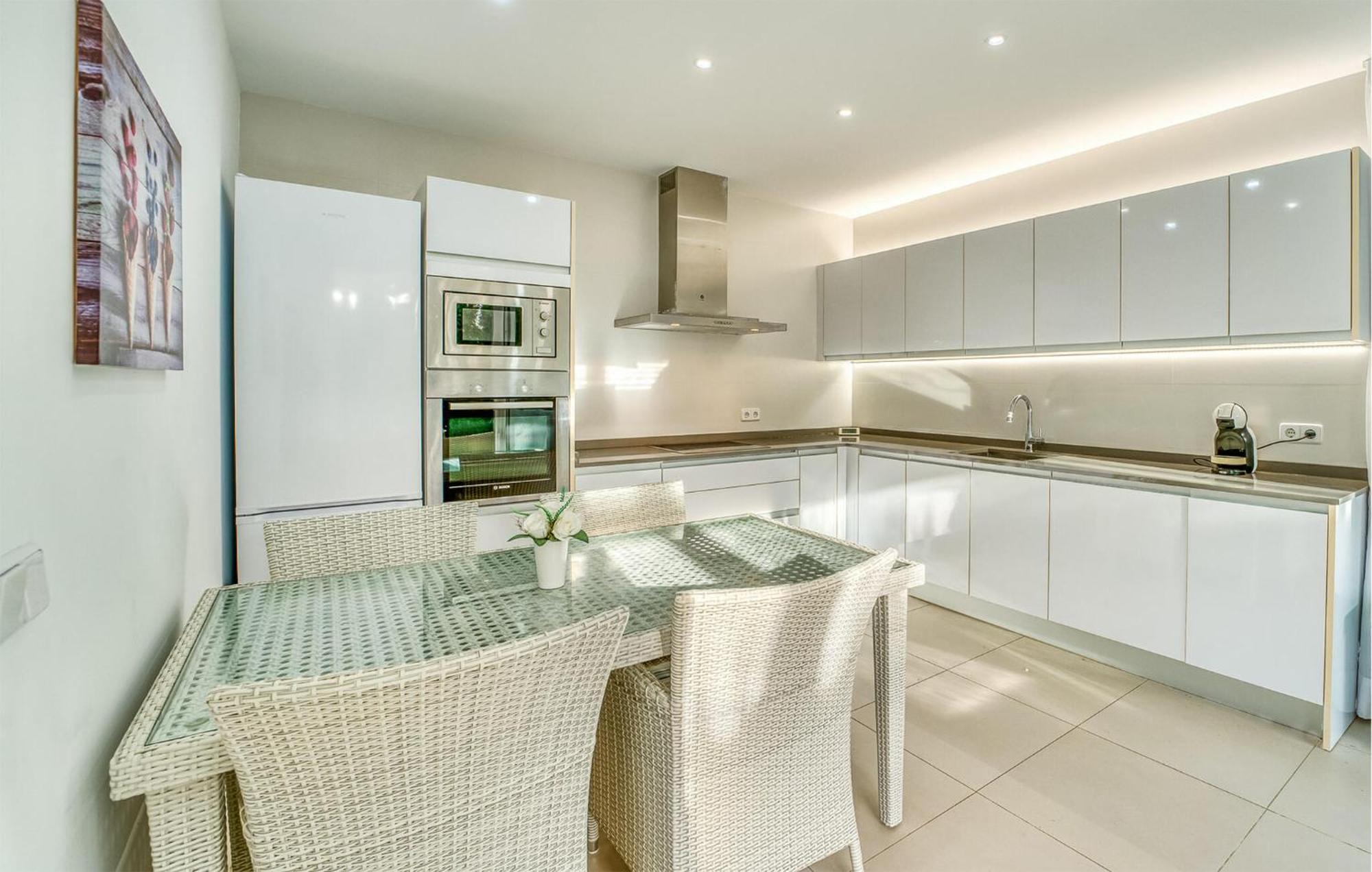 Holiday home Lovely In With Kitchen *